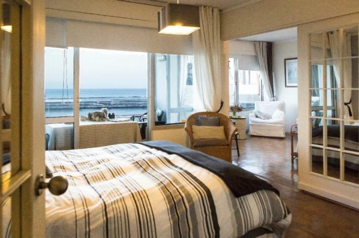 פונשל Apartment W Stunning View - Marina - Free Parking & Ac מראה חיצוני תמונה