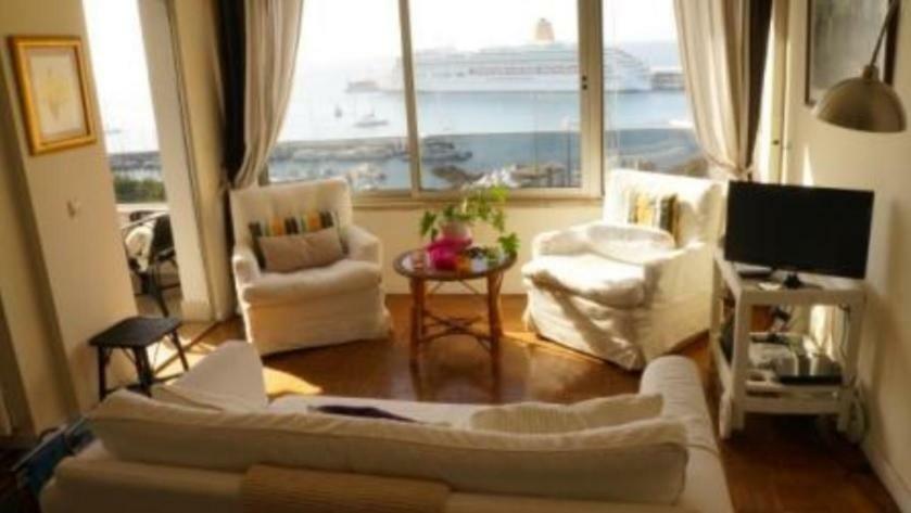 פונשל Apartment W Stunning View - Marina - Free Parking & Ac מראה חיצוני תמונה